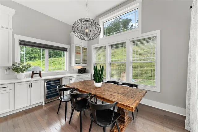 637 Chilliwack Ln gallery image 38
