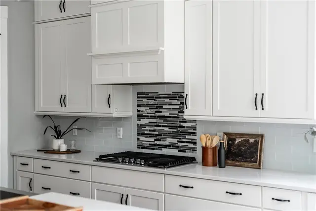 637 Chilliwack Ln gallery image 47