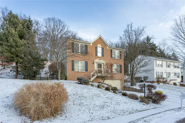 639 White Pine Dr gallery image 9