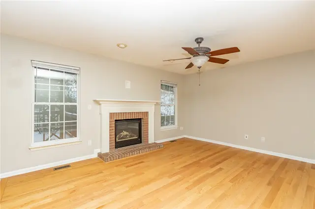 639 White Pine Dr gallery image 14