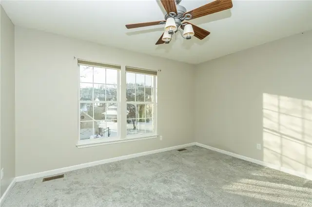 639 White Pine Dr gallery image 27