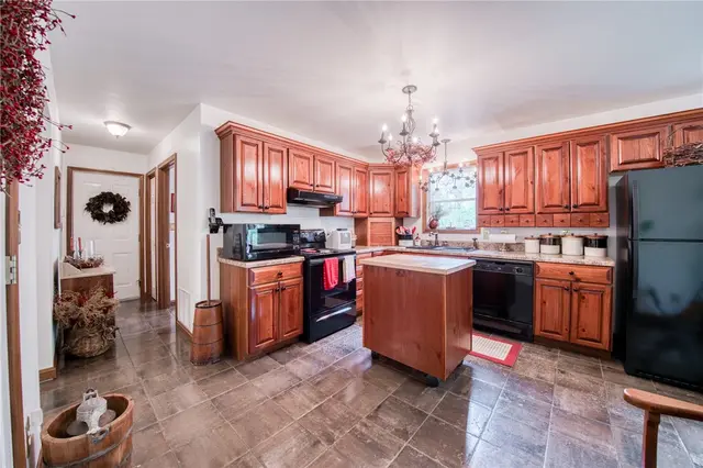 64 Shuster Rd gallery image 6