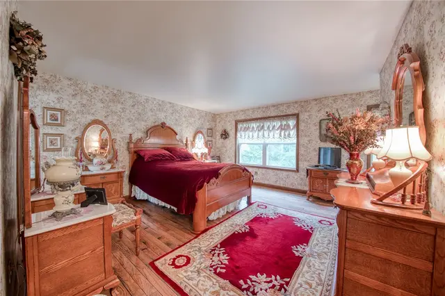 64 Shuster Rd gallery image 9