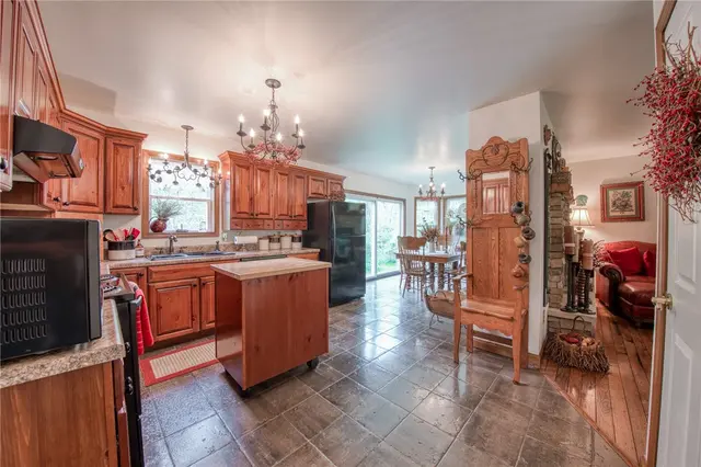 64 Shuster Rd gallery image 15