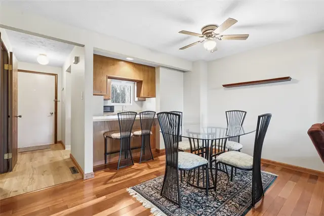 641 Sunset Cir gallery image 23