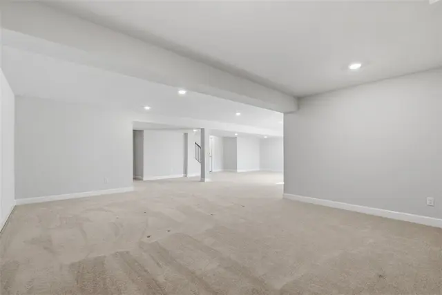 641 Tullamore Trail gallery image 6