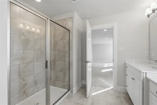 641 Tullamore Trail gallery image 48