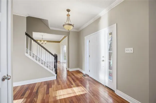 644 White Pine Dr gallery image 12