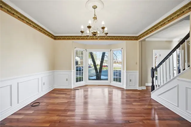 644 White Pine Dr gallery image 15