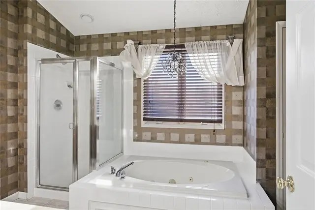 644 White Pine Dr gallery image 20