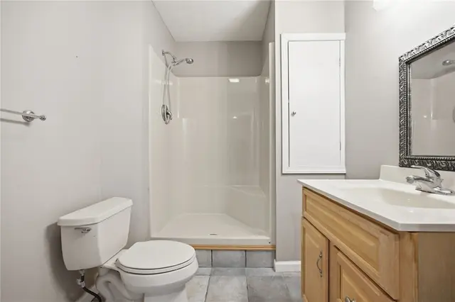 644 White Pine Dr gallery image 22