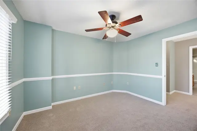 644 White Pine Dr gallery image 28
