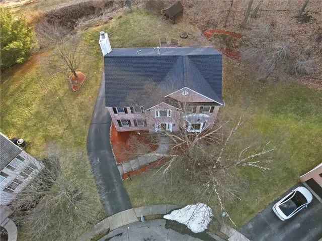 644 White Pine Dr gallery image 41