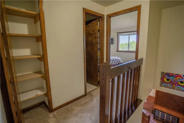 647 Sunset Circle gallery image 17