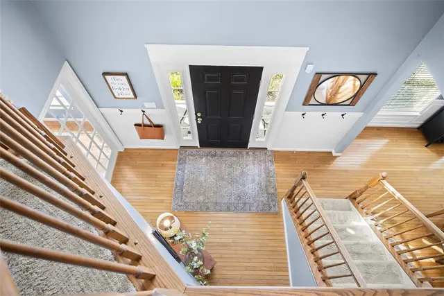 649 Water View Dr gallery image 12
