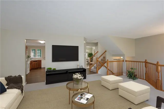 651 Village Green Blvd E gallery image 11