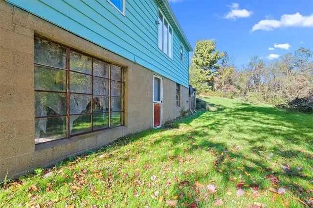 654 Baur Dr gallery image 8