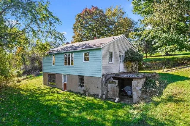 654 Baur Dr gallery image 9