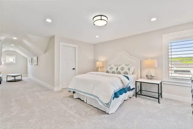 654 Shortline Ct gallery image 30