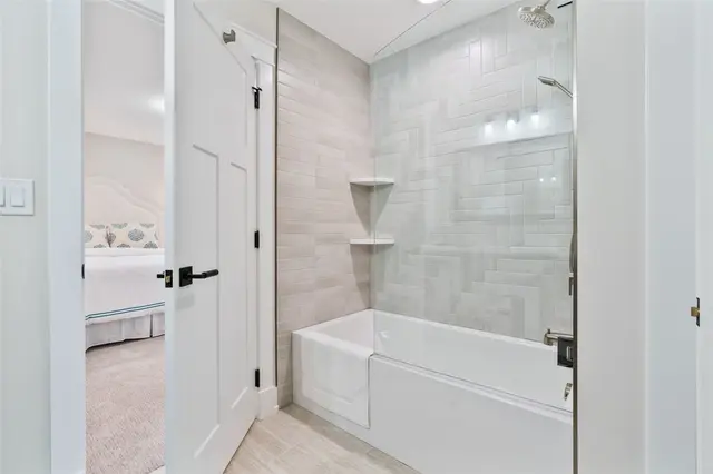 654 Shortline Ct gallery image 33