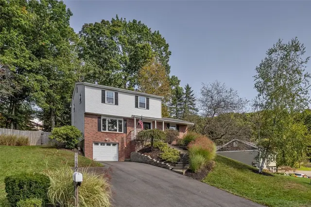 659 Huntington Dr gallery image 14