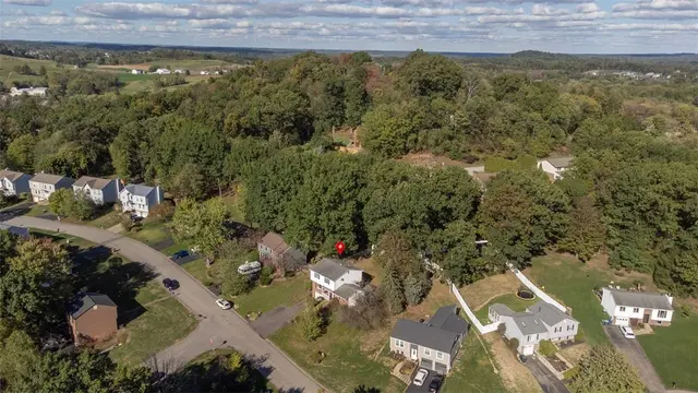 659 Huntington Dr gallery image 43