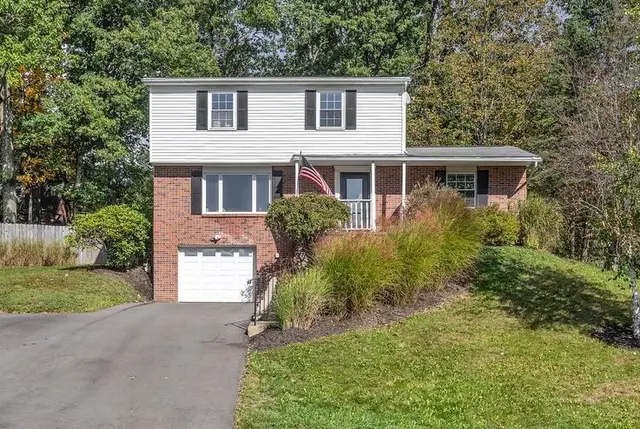 659 Huntington Dr