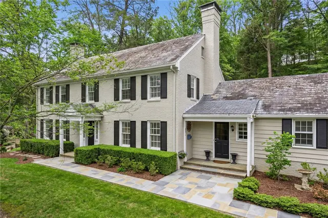 661 Canterbury Lane