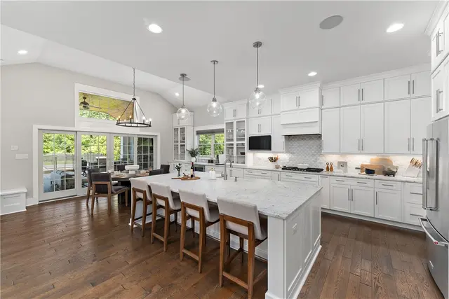 665 Chilliwack Ln gallery image 19
