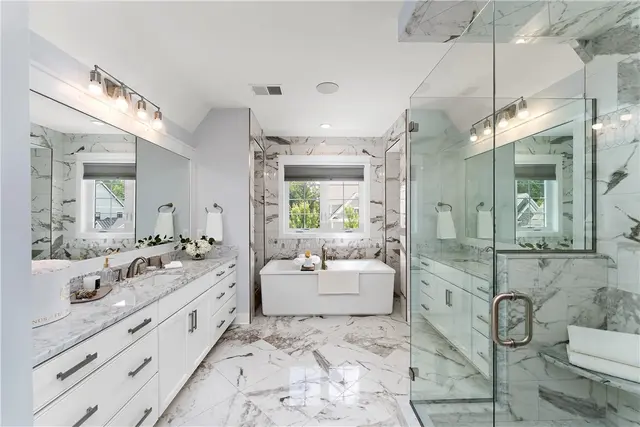 665 Chilliwack Ln gallery image 22