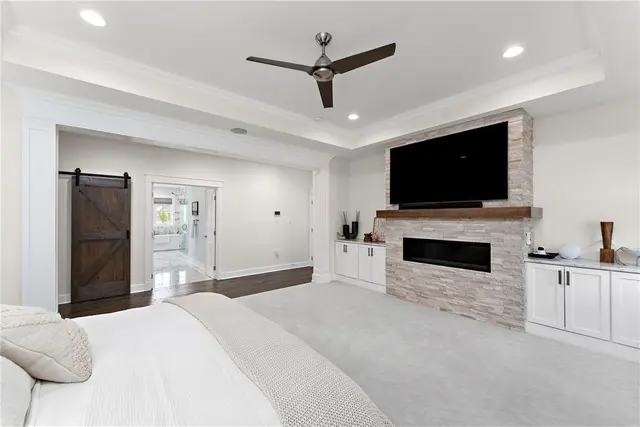 665 Chilliwack Ln gallery image 30
