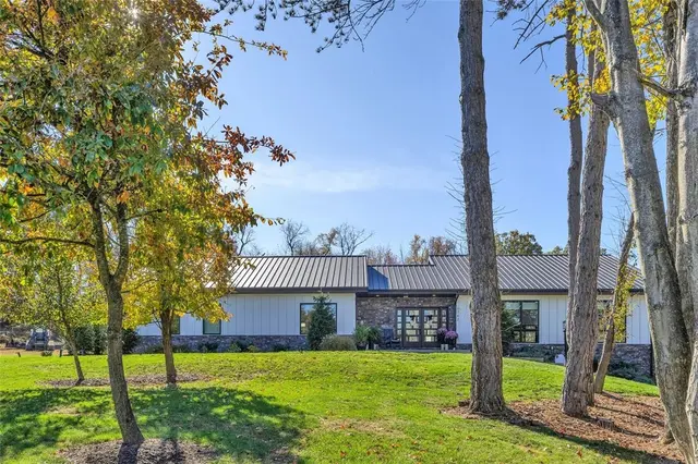 6742 Old Mars Crider Rd