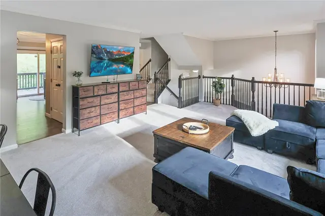 675 Village Green Boulevard East gallery image 9