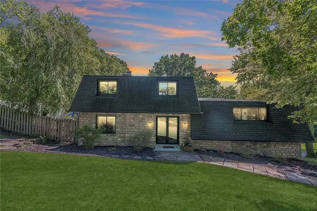 70 Maple Dr