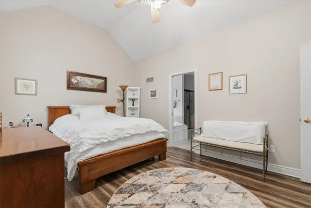 7006 Crider Rd gallery image 9