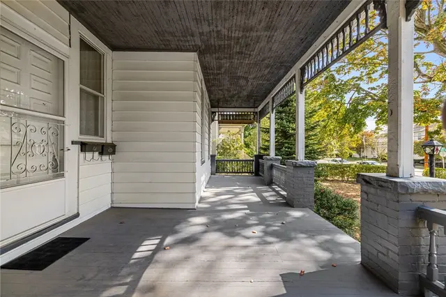 701 Beaver St gallery image 18