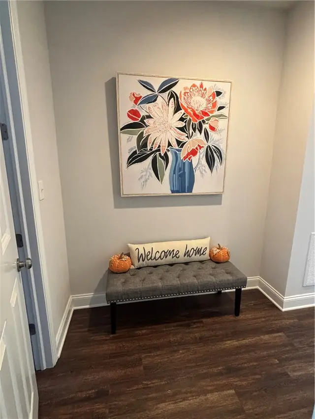 701 England Rd gallery image 19