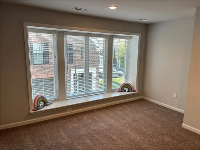 701 England Rd gallery image 35