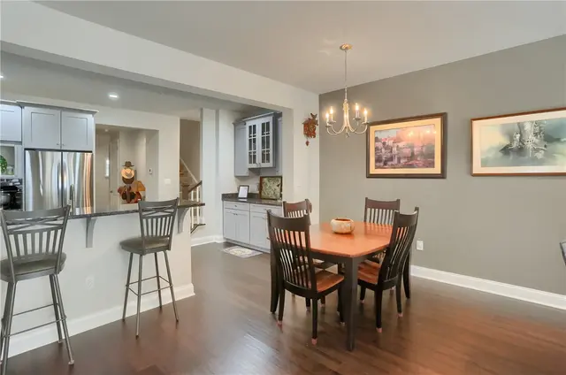 702 England Rd gallery image 19