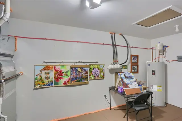 702 England Rd gallery image 39