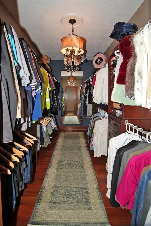702 Magnolia Lane gallery image 26