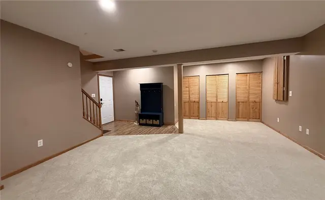 702 Magnolia Lane gallery image 39