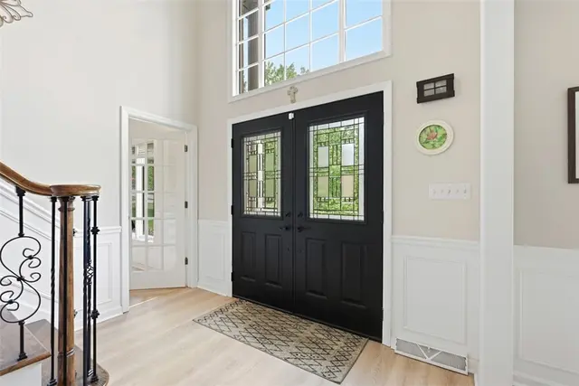 702 Rustic Ridge Dr gallery image 6