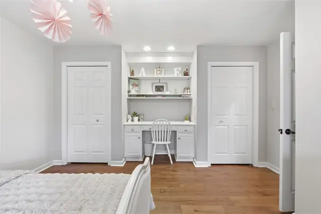 702 Rustic Ridge Dr gallery image 14