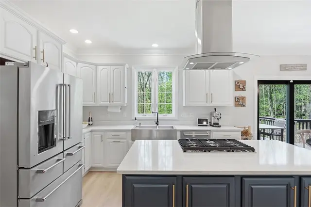 702 Rustic Ridge Dr gallery image 18