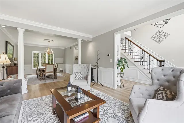 702 Rustic Ridge Dr gallery image 47