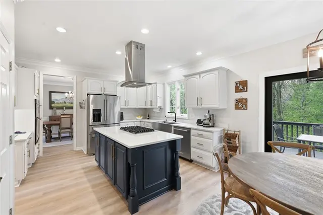 702 Rustic Ridge Dr gallery image 48