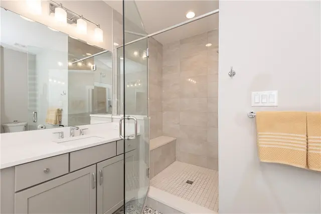 703 Ivy gallery image 22