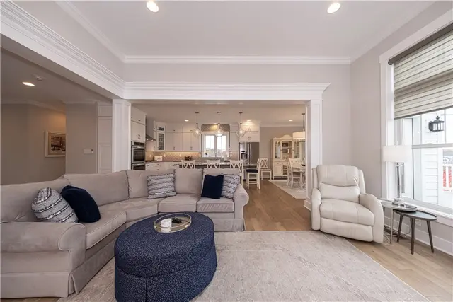 703 Ivy gallery image 39