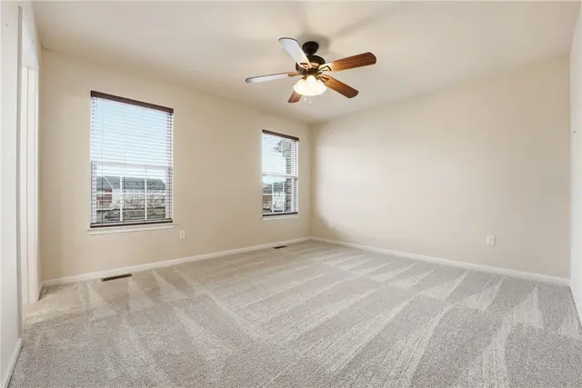 703 Shelley Lane gallery image 19